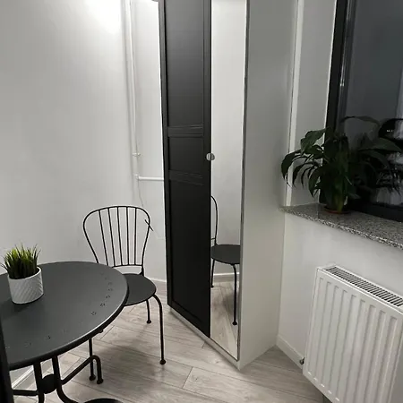 Ultra Modern * 布加勒斯特